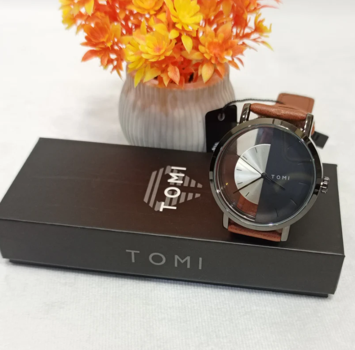 Luxury Leather Watch Limited Edition - Tomi